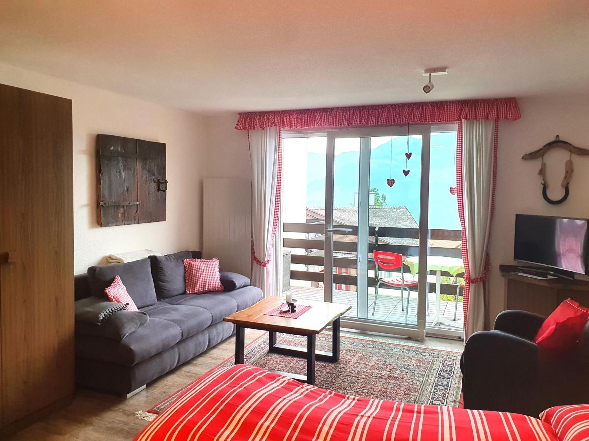 Elfe-Apartments Ferienmietwohnungen Emmetten Szoba fotó
