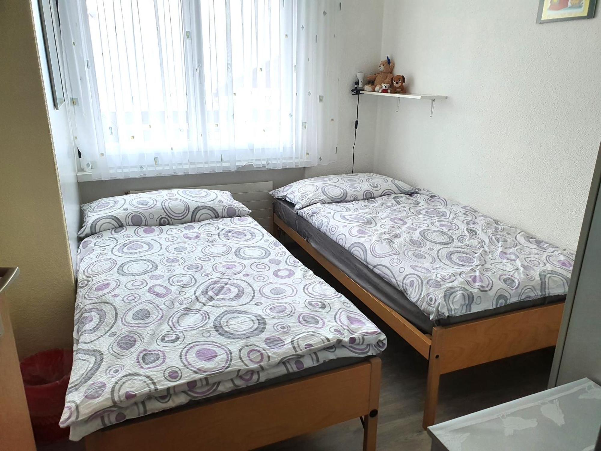 Elfe-Apartments Ferienmietwohnungen Emmetten Szoba fotó